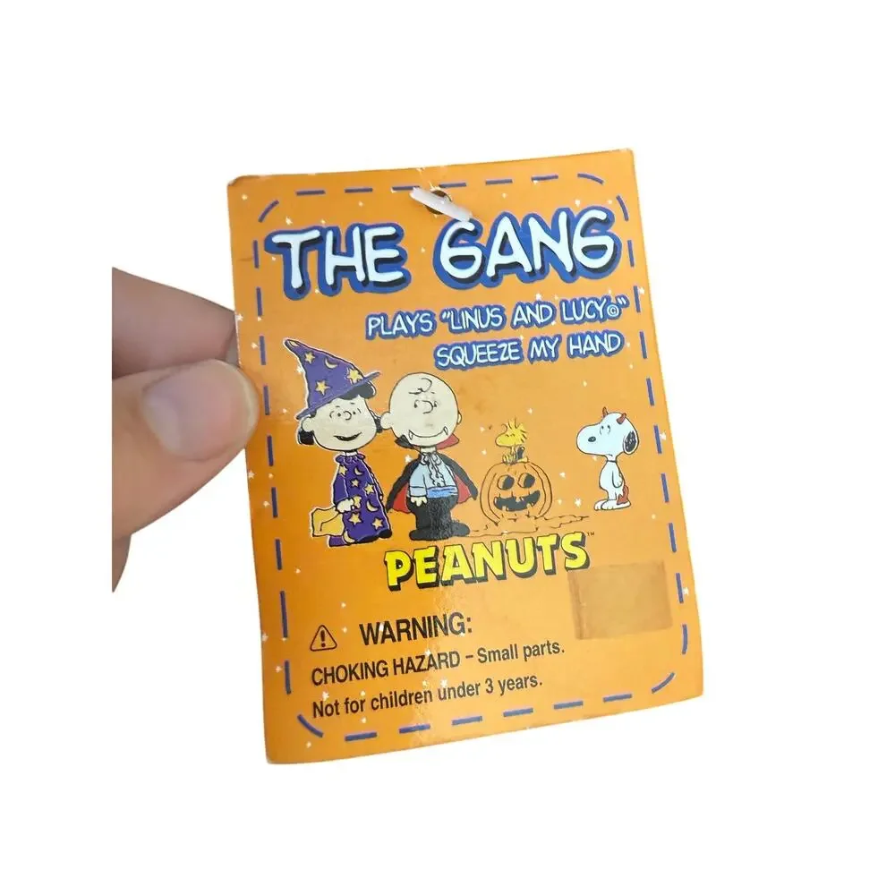 Vintage Gemmy Peanuts Charlie Brown and sally animated‎ Halloween figures